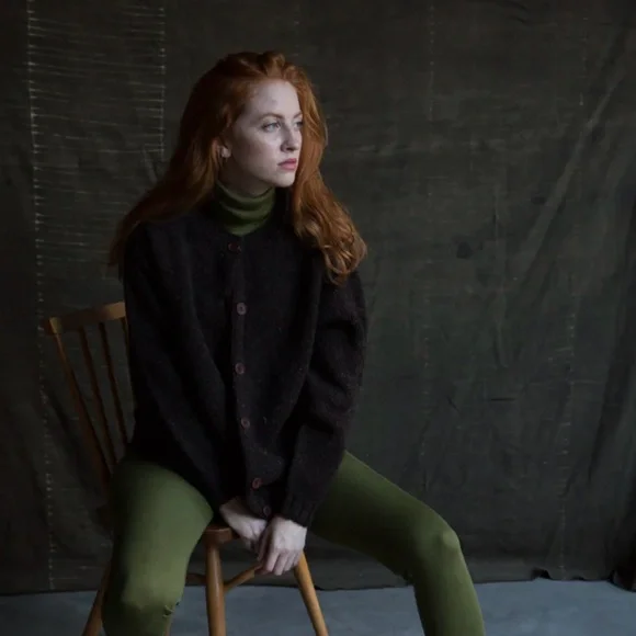 Siskin Mama Owl wool Donegal Coast cardigan sweater - Picture 3 of 7